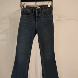 Madewell 27P mid rise kick out flare- Lenior Wash